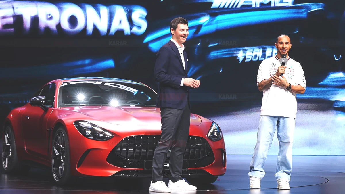 mercedes-amg-ceo-michael-schiebe-ve-lewis-hamilton.png